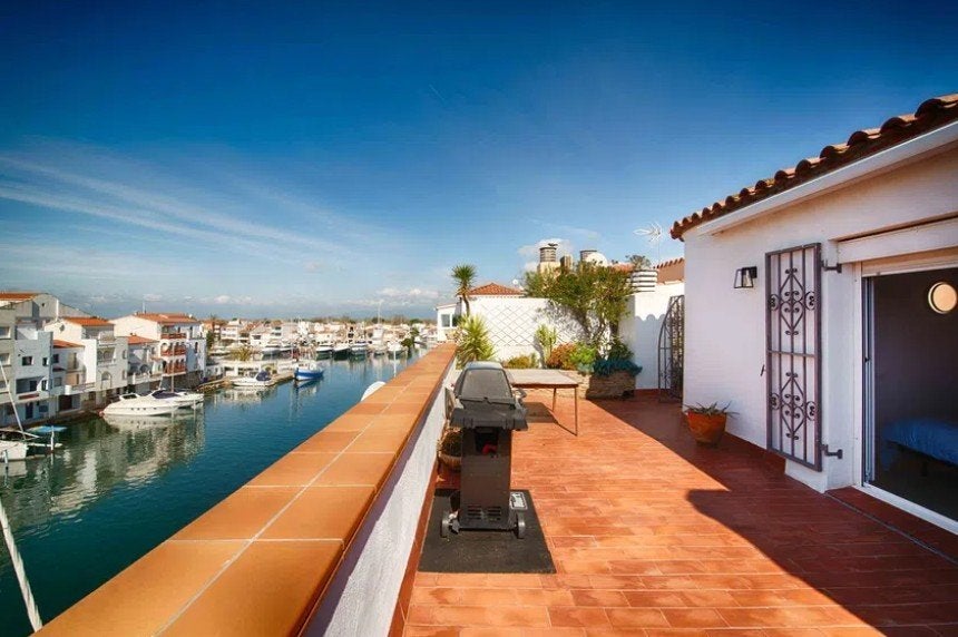 Magnifique penthouse vue mer avec possibilité d'amarre, Immo, 142 m², Empuriabrava, Appartement, 3 pièces