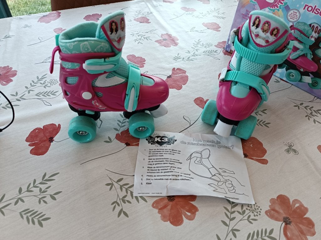 Rolschaatsen K3 maatn26-29, Ophalen, Verstelbaar, Zo goed als nieuw, Kinderen