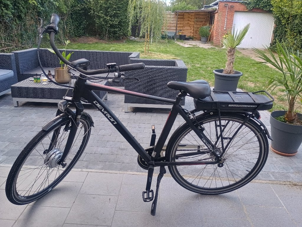 Elektrische fiets, Fietsen en Brommers, Versnellingen, Zo goed als nieuw, 57 tot 61 cm, Trommelrem