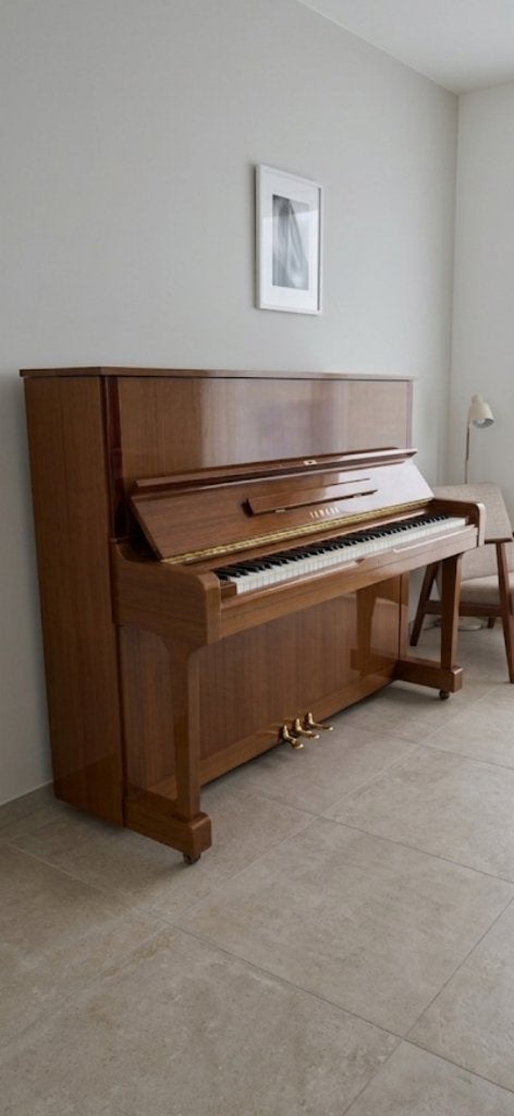 Piano Yamaha U1, Musique & Instruments, Pianos, Enlèvement ou Envoi, Brillant, Brun, Utilisé