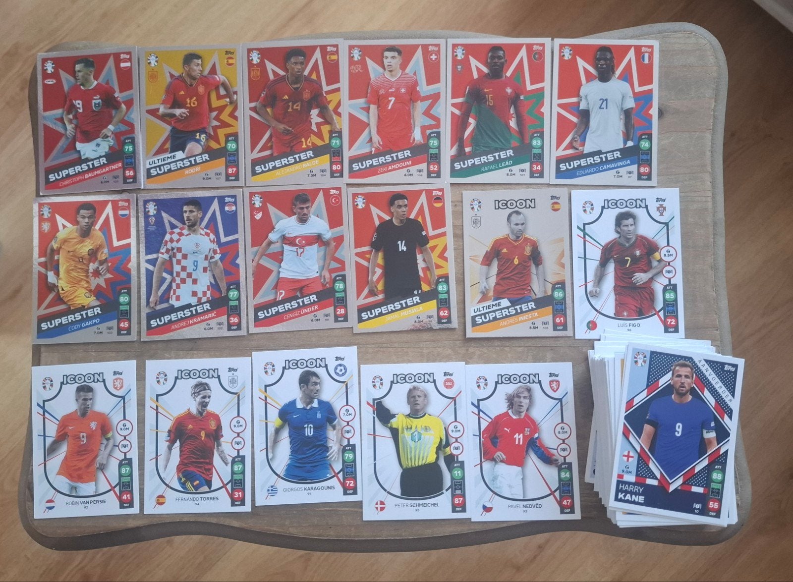 Genre Panini topps 103 images différentes euro 2025 football, Collections, Articles de Sport & Football, Enlèvement ou Envoi