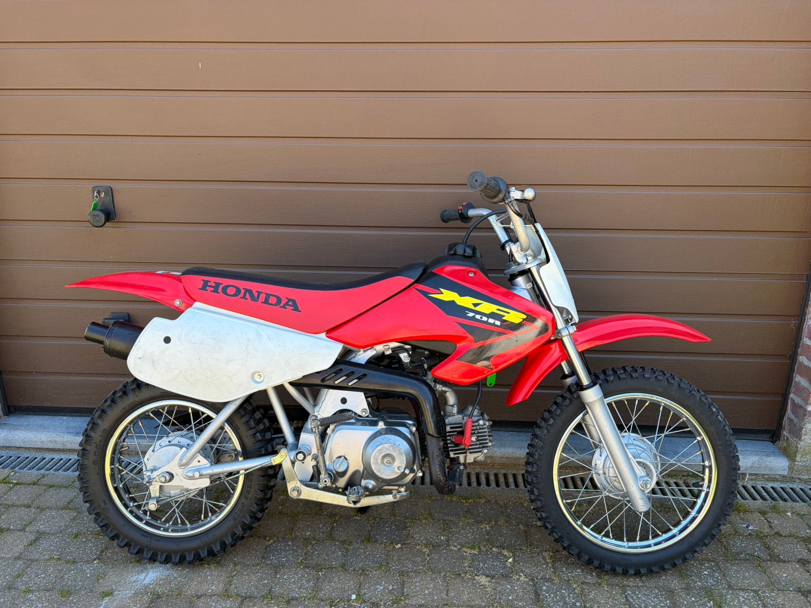 XR70 (CRF70), Enlèvement, Comme neuf