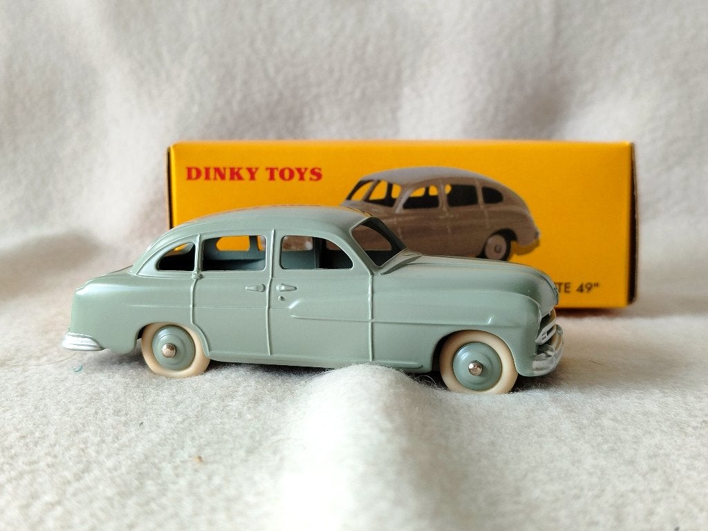 Dinky Atlas _ FORD „VEDETTE 1954" Ref.24X _ doos ref. 24Q, Ophalen of Verzenden