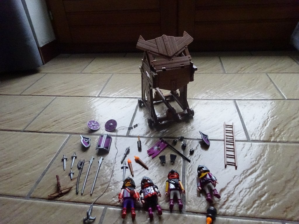 Playmobil aanvalstoren, Kinderen en Baby's, Ophalen of Verzenden, Zo goed als nieuw, Complete set