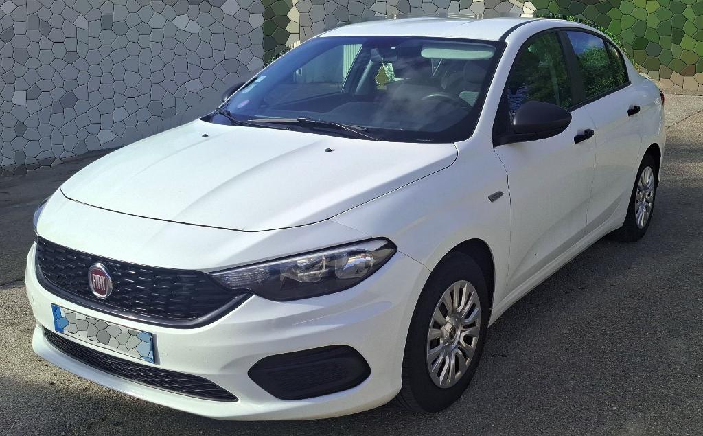 FIAT Tipo 1.4i 95cv (2018) contrôle technique VIERGE, Autos, Achat, Airbags, Boîte manuelle, Noir