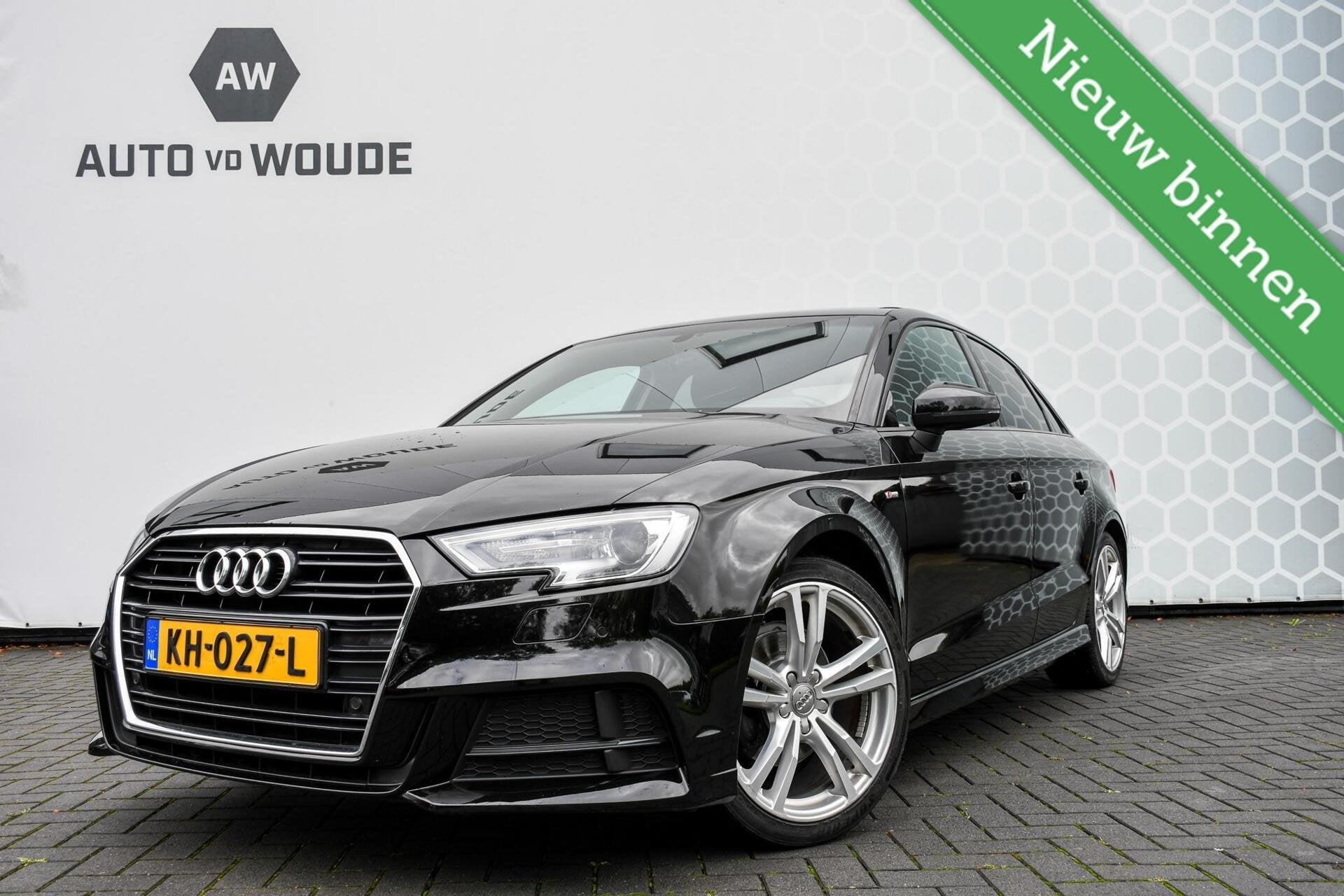 Audi A3 Limousine 1.0 TFSI Panoramadak s-line DSG Automaat, Auto's, Audi, 4 deurs, Stof, Gebruikt, 116 pk