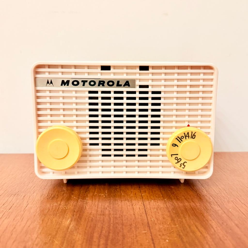 RADIO À TUBE VINTAGE MOTOROLA 56A LITTLE ANGEL 1950, Envoi
