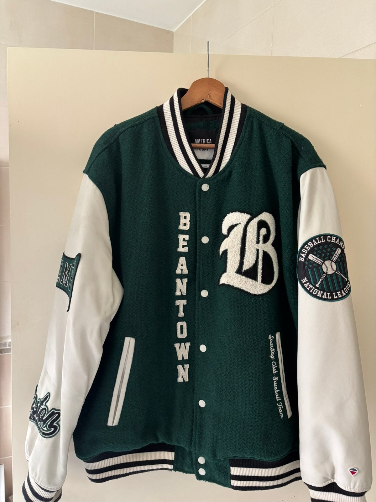 Baseball jacket boston maat XL, Enlèvement ou Envoi, Comme neuf, Taille 56/58 (XL), Vert