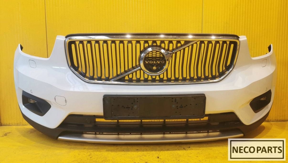 VOLVO XC40 II 4XPDC VOORBUMPER 614 ORIGINEEL ALLES LEVERBAAR, Gebruikt, -, Ophalen of Verzenden, Volvo