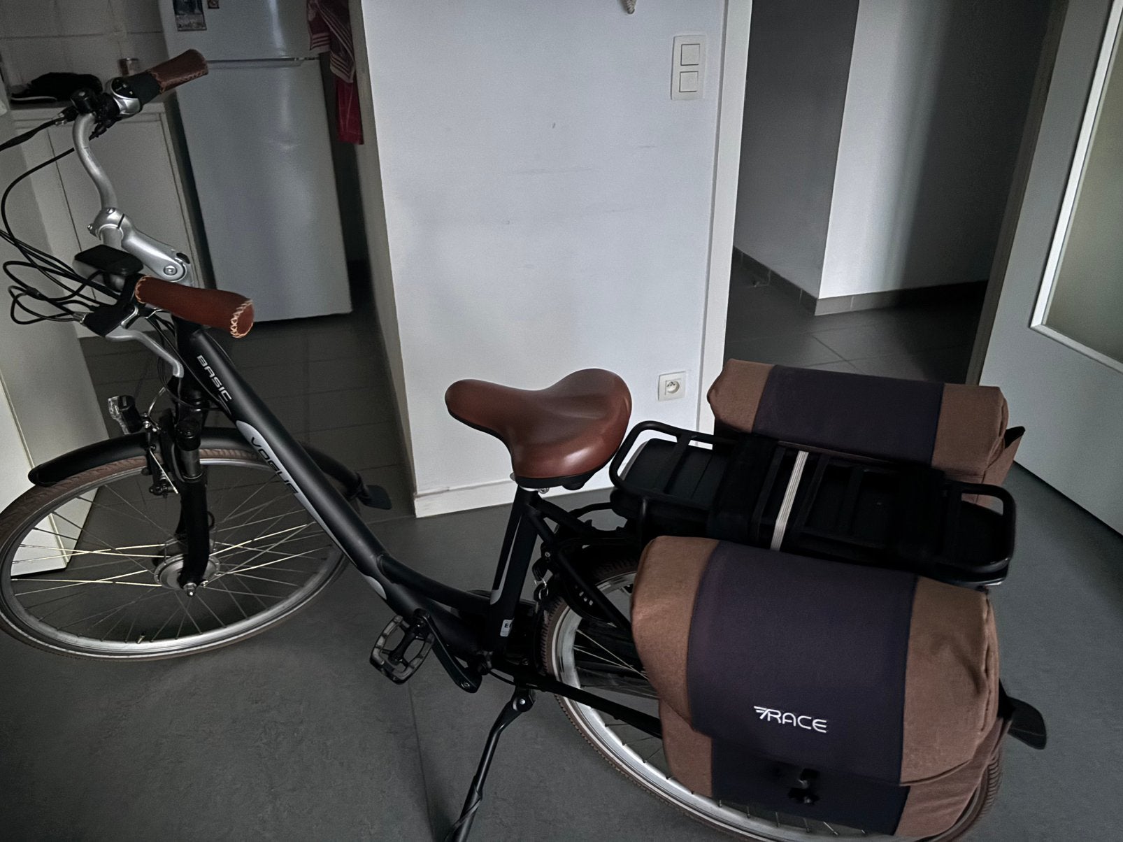 Elektronische dames fiets, Enlèvement, Comme neuf