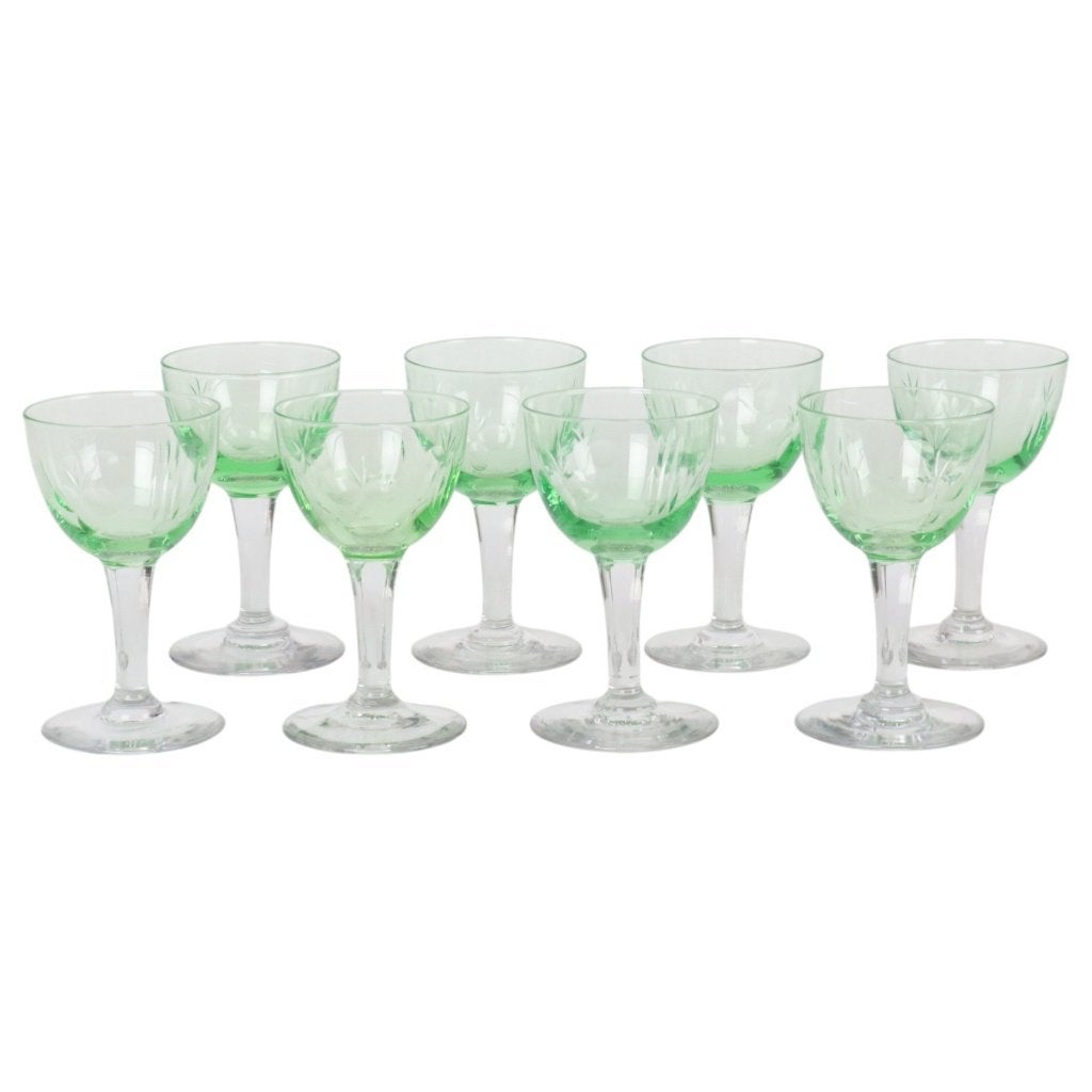 Set van 8 Aperitief Glazen Uranium Val Saint Lambert, Antiek en Kunst, Antiek | Glaswerk en Kristal, Ophalen of Verzenden