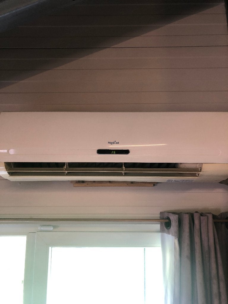 Climatiseur d’occasion 24 000 BTU, Electroménager, Climatiseurs, Utilisé, Climatisation murale, 100 m³ ou plus grand, 3 vitesses ou plus