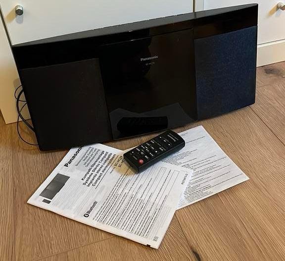 Panasonic SC-HC19 Radio, afstandsbediening + handleiding, Audio, Tv en Foto, Radio's, Gebruikt, Radio, Met cd-speler, Ophalen