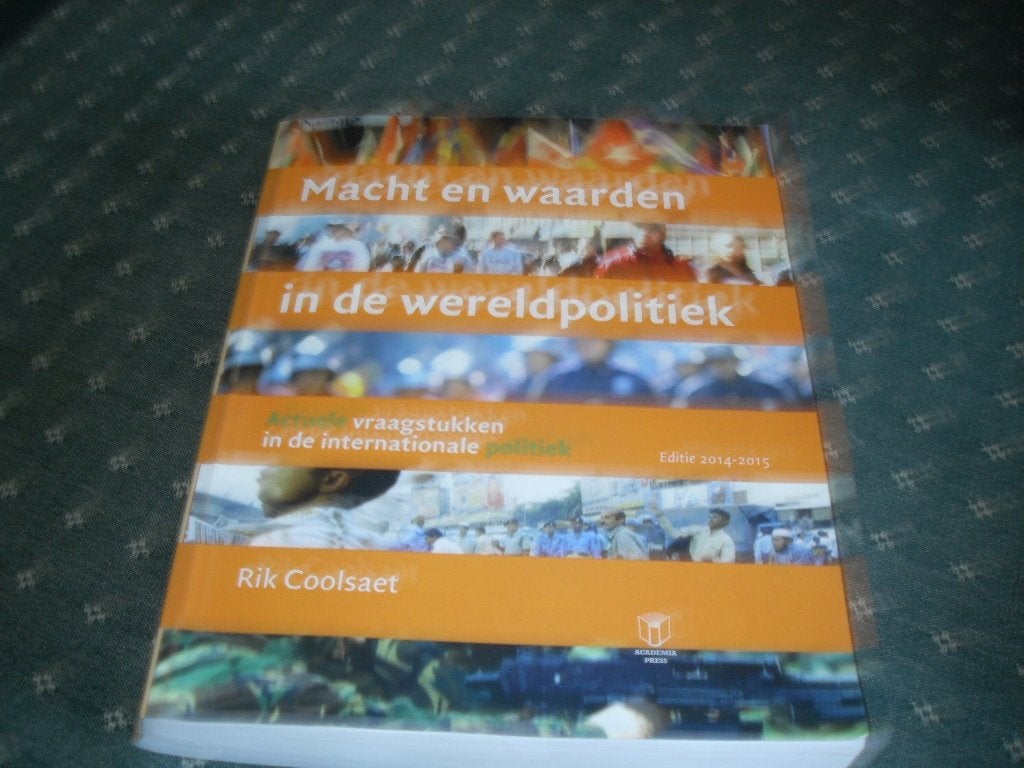 macht en waarden in de wereldpolitiek, Ophalen of Verzenden, Gelezen, Politiek en Staatkunde, Rik coolsaet