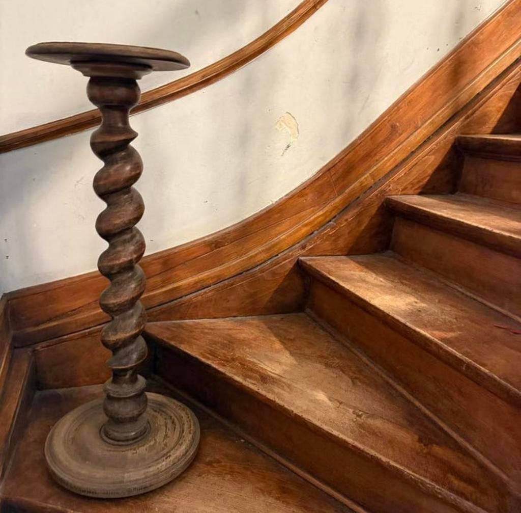 Guéridon ancien en bois., Enlèvement, Autres matériaux