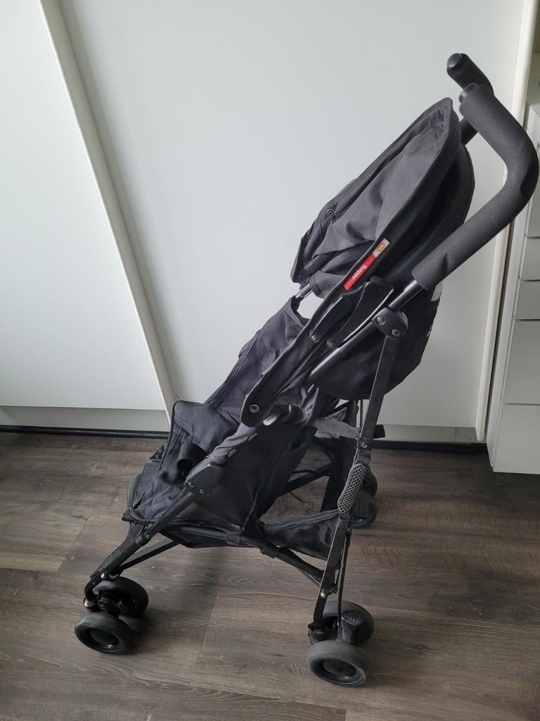 Koelstra compacte buggy / plooibuggy zwart – licht & handig, Ophalen, Koelstra, Zonnekap
