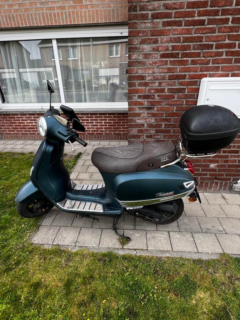 Bromfiets klaas A Toscana Gts, Fietsen en Brommers, Zo goed als nieuw, Benzine, Ophalen, Overige merken