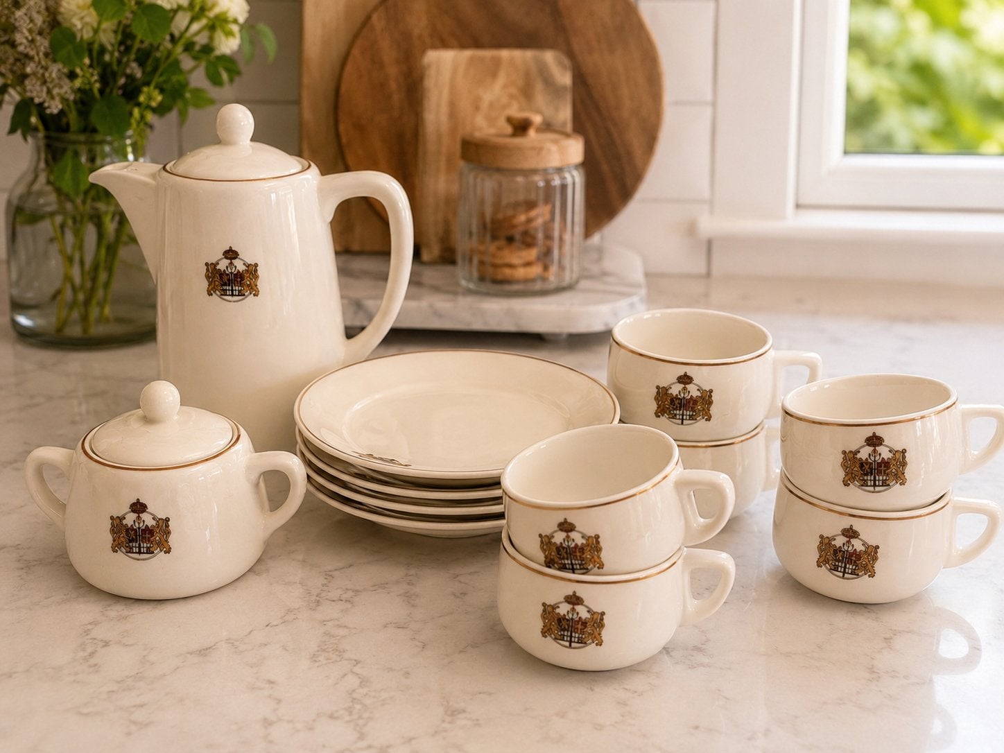 Koffieservies met schild, Antiek en Kunst, Ophalen