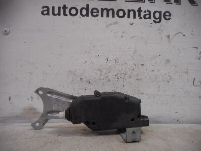 CENTRALE VERGRENDELING MOTOR ACHTERKLEP Opel Calibra, Bahnhofsplatz 65423 Rüsselsheim am Main, DE, Enlèvement ou Envoi, Opel, Opel Automobile GmbH