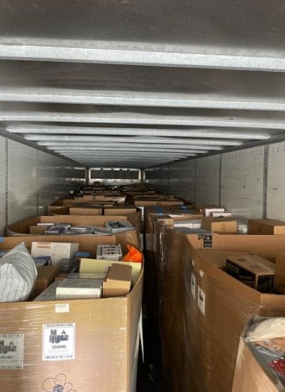 vos palettes Return Mix pour vêtements de fête Amazon, Enlèvement, Neuf