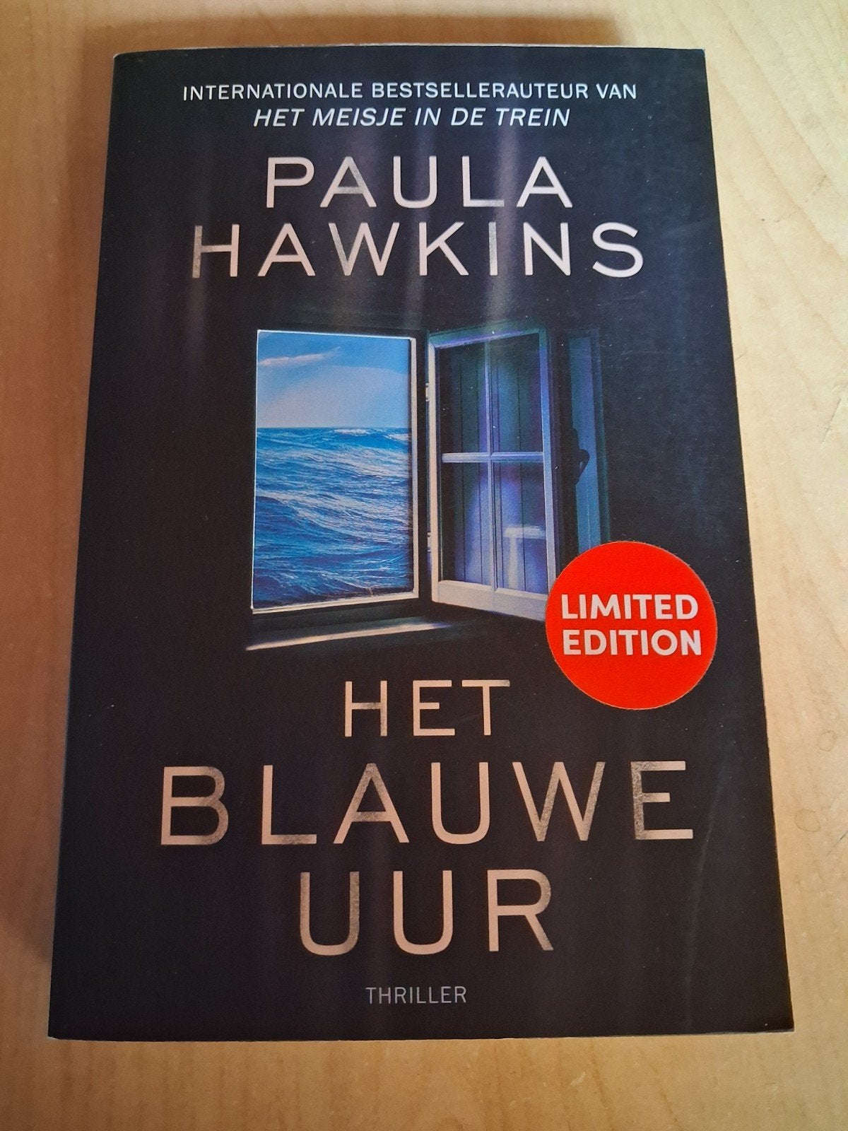 Het blauwe uur, Ophalen, Nieuw, Paul Hawkins