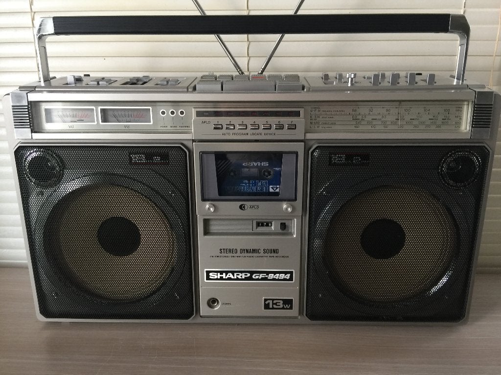Sharp GF-9494 vintage stereo radio cassette recorder, Audio, Tv en Foto, Ophalen, Radio