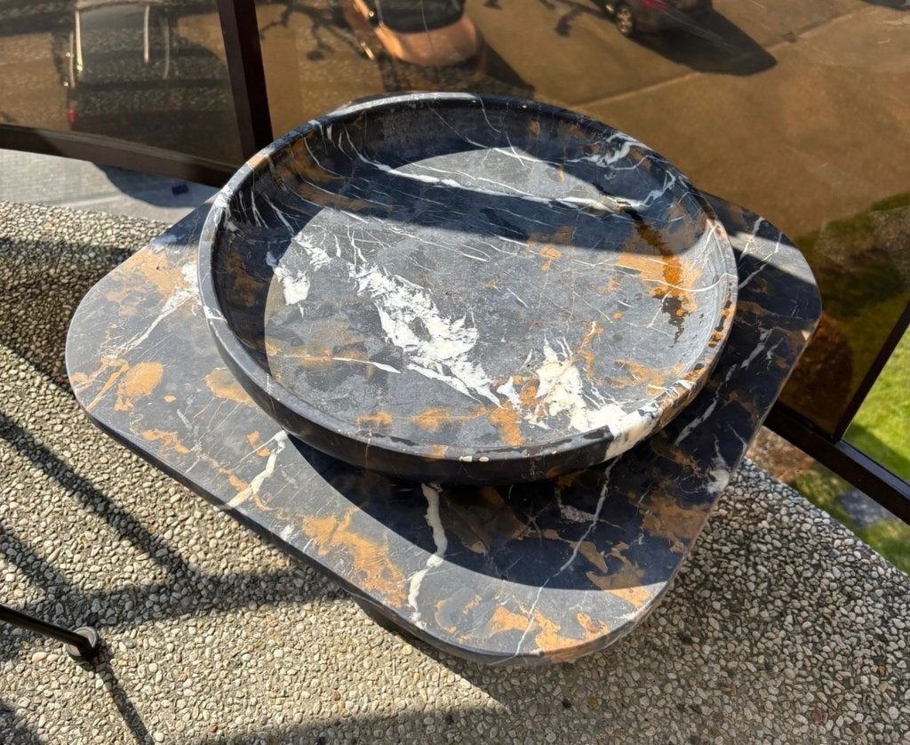 Marmeren bijzettafel + schaal, Overige materialen, Vierkant, 55 tot 75 cm, Zo goed als nieuw