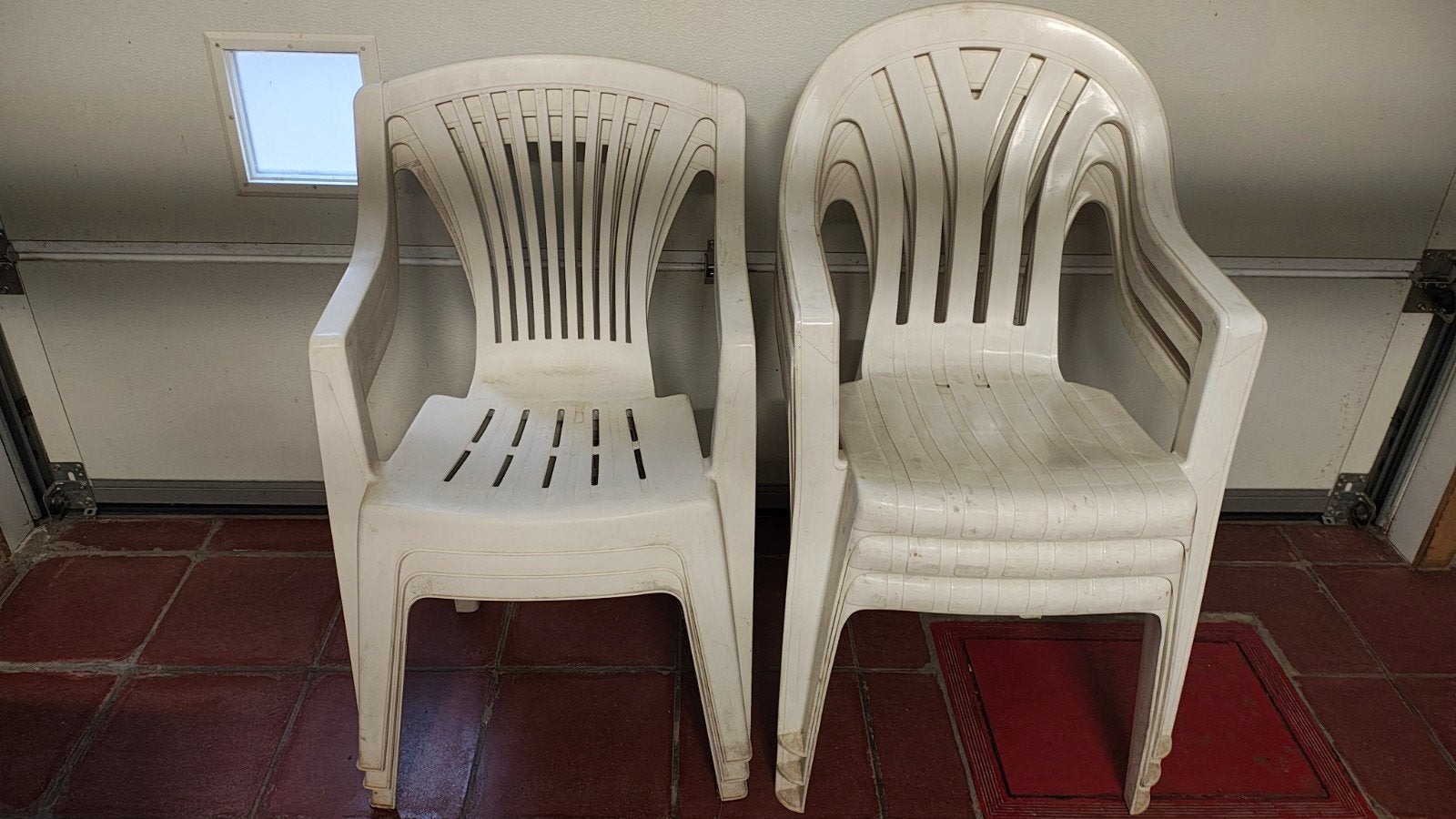 6 witte tuinstoelen gratis, Tuin en Terras, Ophalen, Gebruikt, Kunststof, Stapelbaar