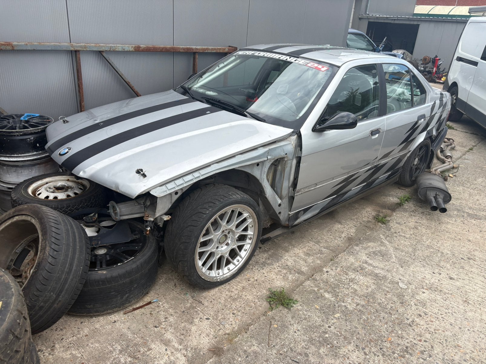 Bmw e36 325, Ophalen, BMW