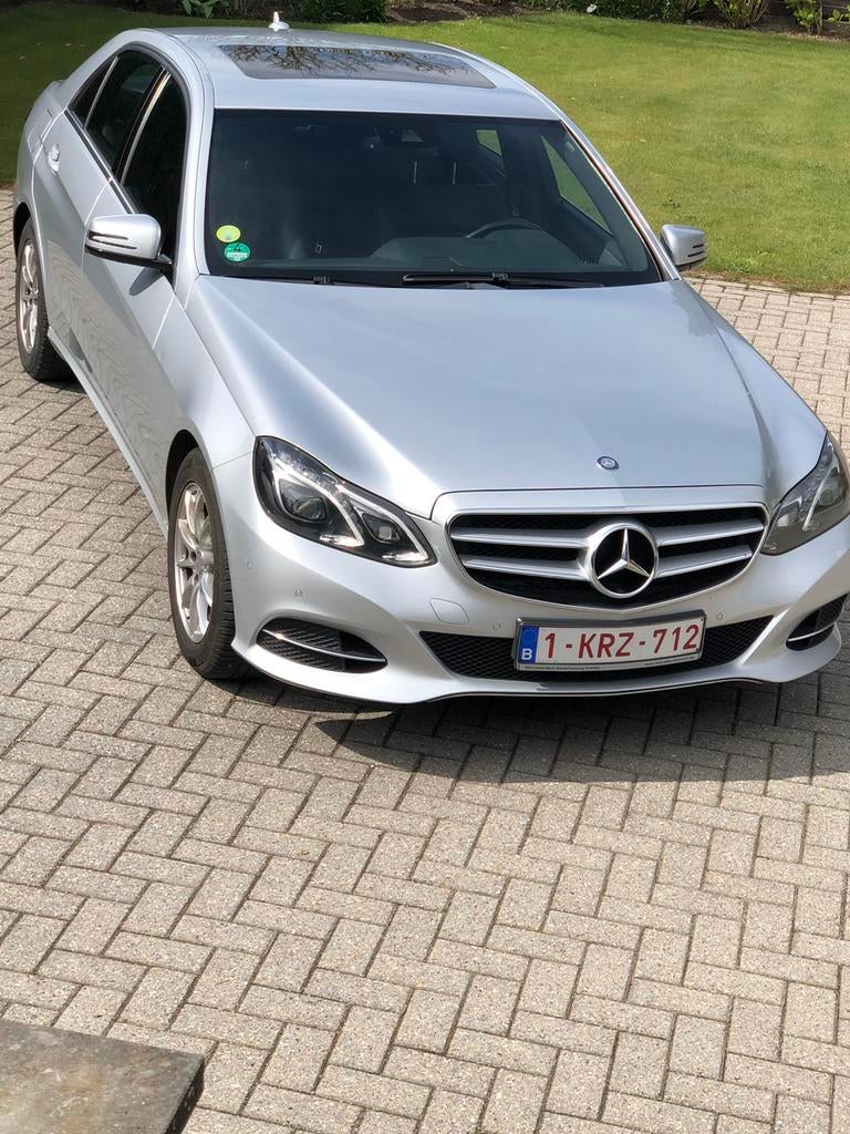 Te koop Mercedes E200 d met slechts 146000 km op de teller, Autos, Mercedes-Benz, Particulier, Attache-remorque, Diesel, Euro 5