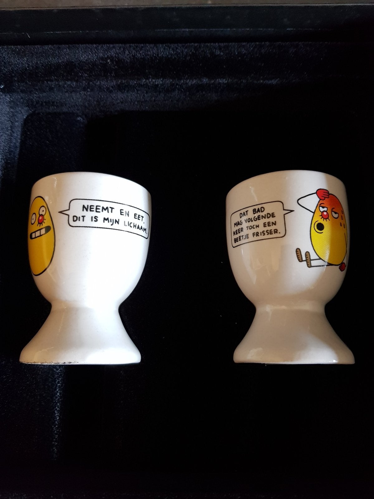 2 eierdopjes, nieuw in doos, leuk voor verzamelaars, Verzamelen, Overige Verzamelen, Ophalen, Nieuw