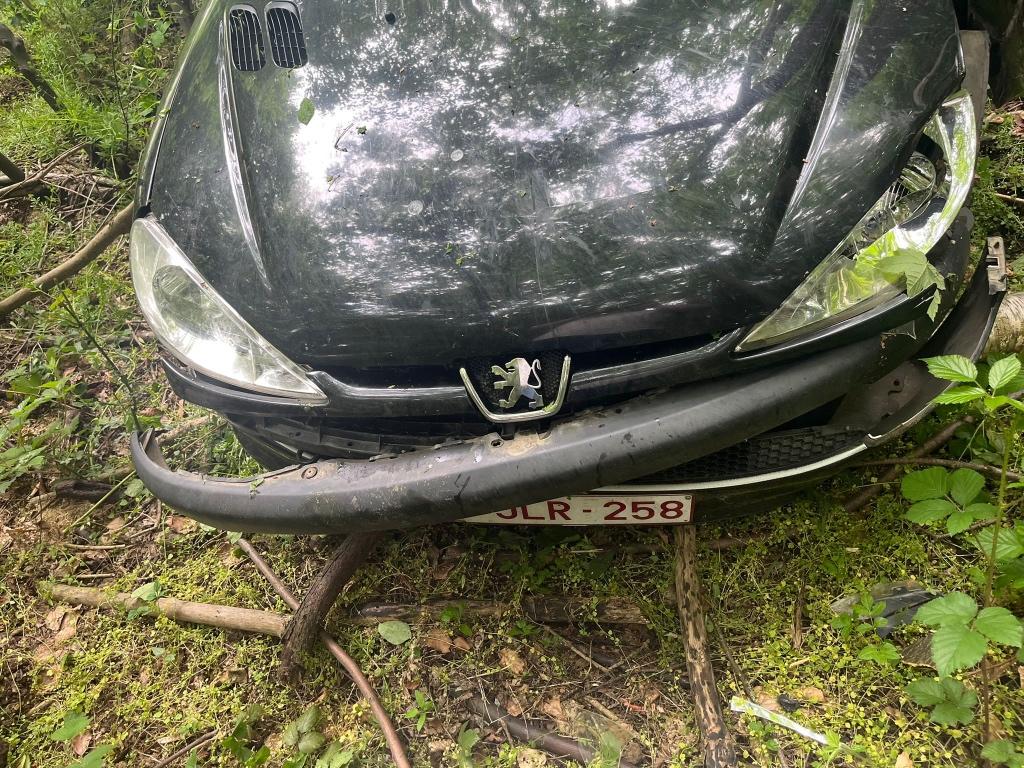 Peugeot 206 wrak voor onderdelen, Auto's, Stof, Zwart, Zwart, Handgeschakeld
