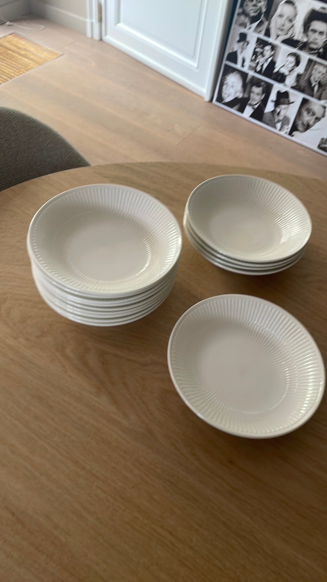 24 diepe borden Royal Boch Vienne, Huis en Inrichting, Keuken | Servies, Ophalen, Zo goed als nieuw, Royal Boch, Bord(en)