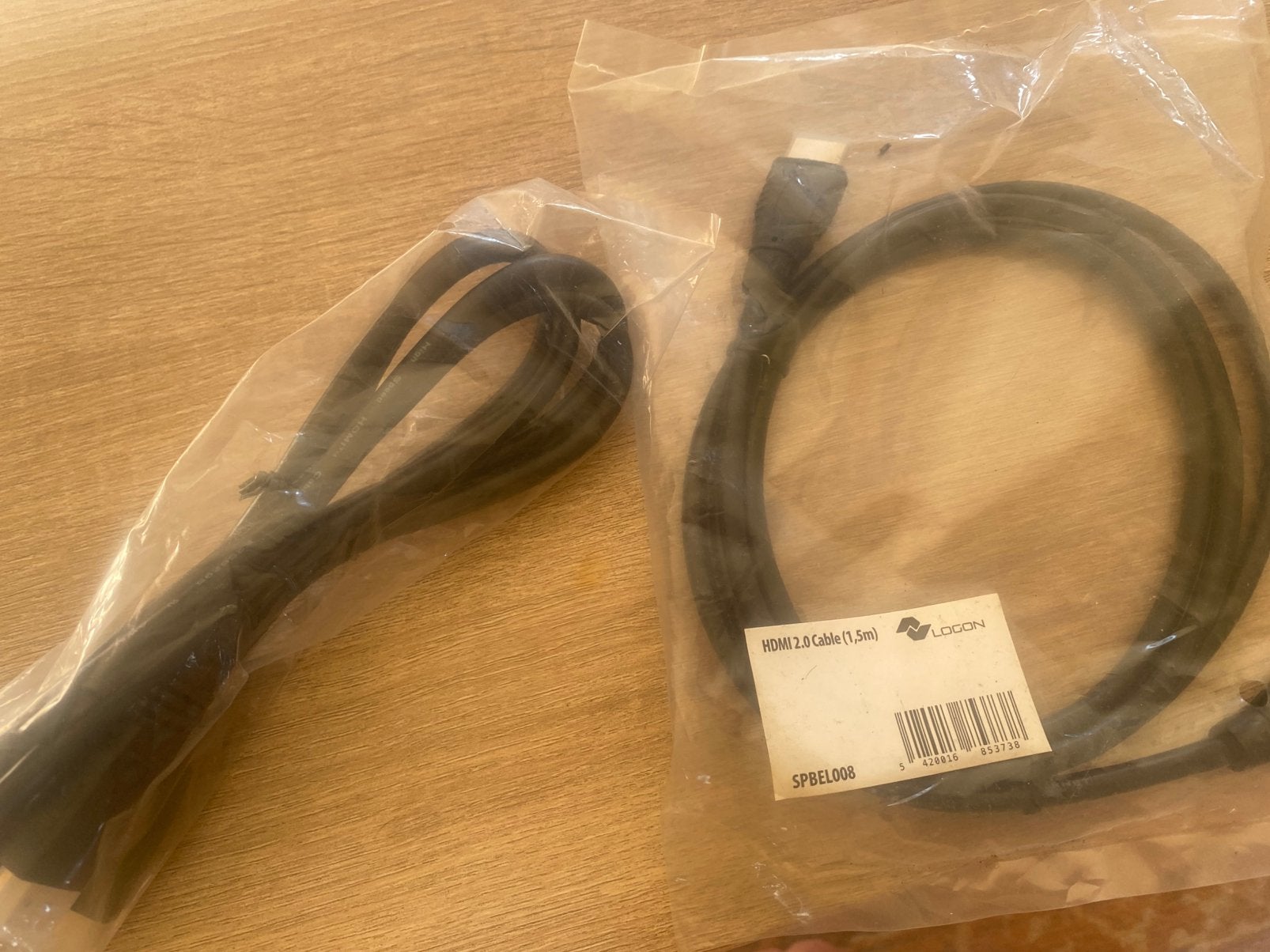HDMI KABEL, Computers en Software, Pc- en Netwerkkabels, Ophalen, Nieuw
