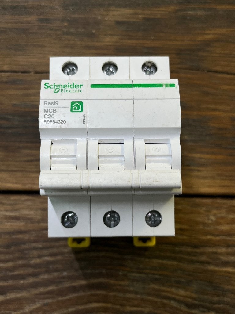Schneider - Resi9 - disjoncteur modulaire - 3P+N - 20A, Enlèvement, Neuf