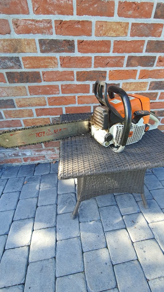 Motorzaag stihl, Ophalen, Motorzaag