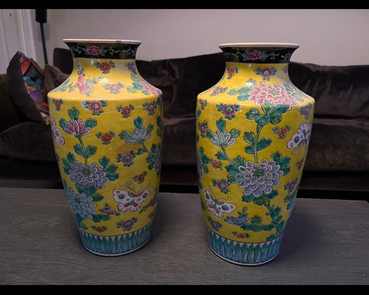 Duo de vases chinois, Enlèvement