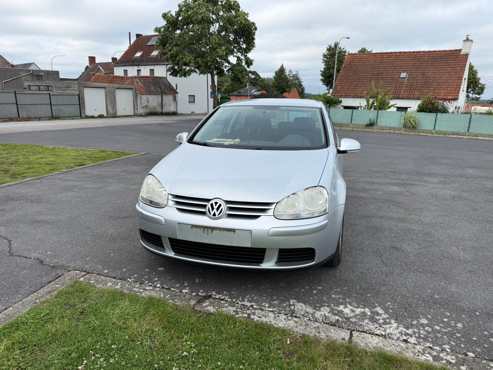 Te koop golf 5 1.9 tdi km 144:000 euro 4, Auto's, Diesel, Golf, Euro 4, Zilver of Grijs