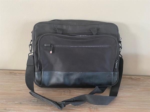 Laptoptas Thinkpad – Model schoudertas, Computers en Software, Laptoptassen, Gebruikt, Tabletvak, Ophalen of Verzenden, 14 inch