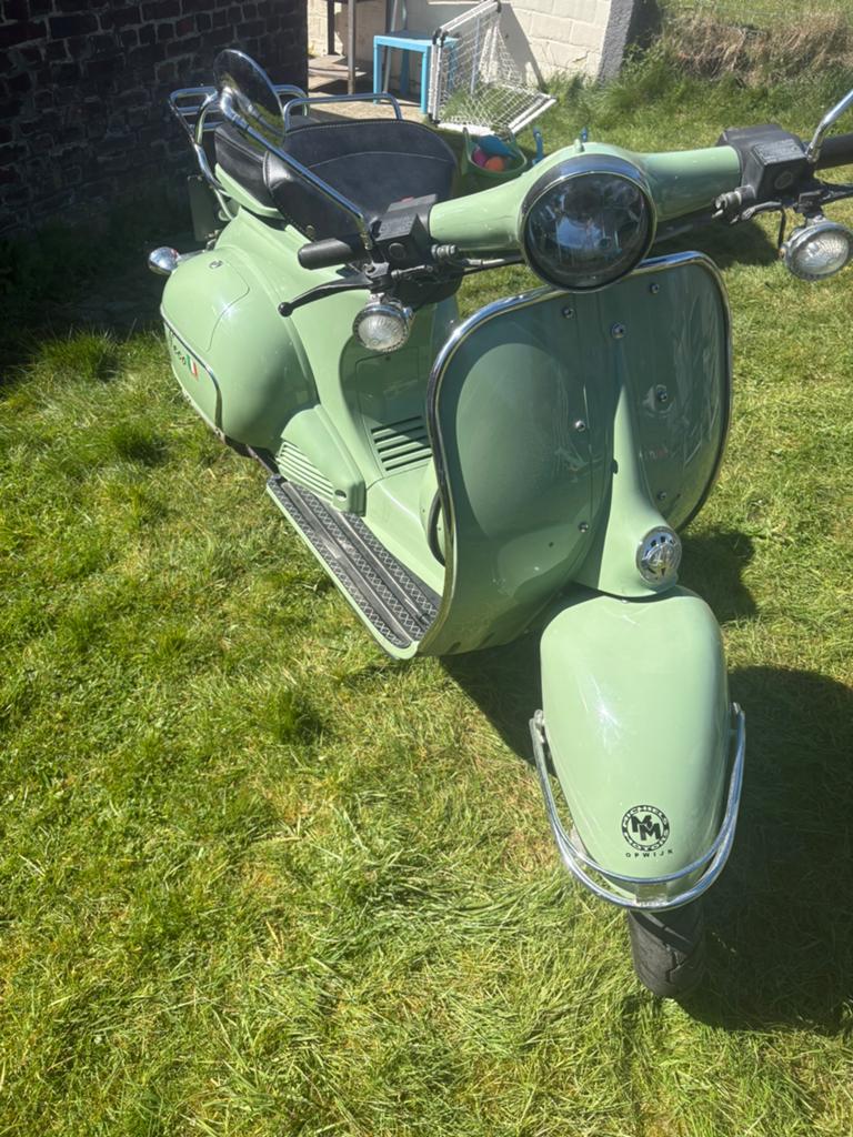 Neco abruzzi 50cc classA  très bonne etat a peine 400km, Enlèvement, Comme neuf, Essence