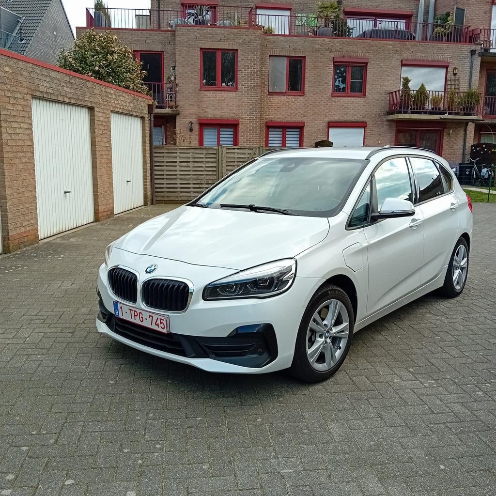 BMW 225xe  Active Tourer bj 06/2021) wit metalic, Auto's, Euro 6, Wit, 3 cilinders, USB