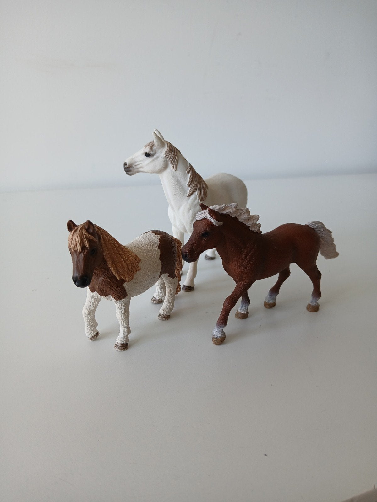 Schleich, 3 pony's, Ophalen of Verzenden, Gebruikt