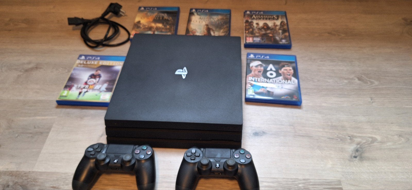 Ps4 pro 1Tb met 2 controllers, Enlèvement, 1 TB, Pro, Avec jeux