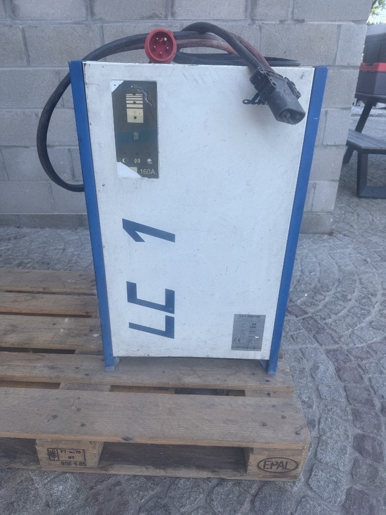 Acculader voor heftruck 24V 160A 400/230V, Ophalen, Elektrisch, Heftruck