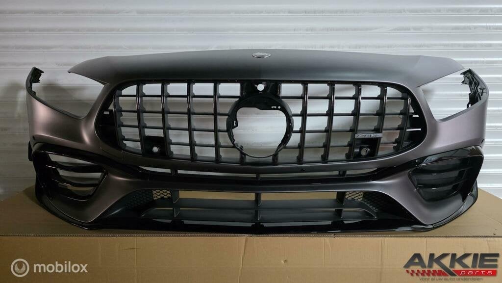 Mercedes A45 AMG Voorbumper W177 FACELIFT EARODYNAMIKA, Gebruikt, Voor, Ophalen of Verzenden, Bumper