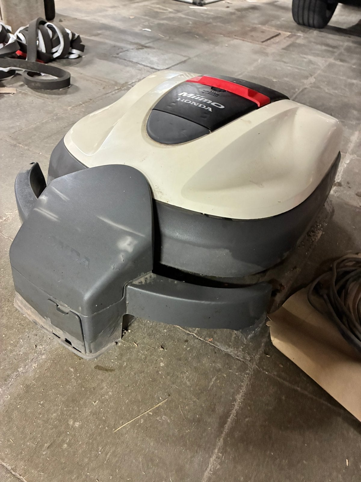 Honda Miimo 310 robotmaaier, Tuin en Terras, Ophalen, Gebruikt