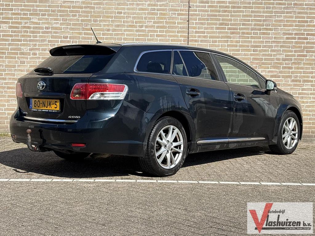 Toyota Avensis Wagon 2.0 D-4D Business | Leder | Navi | Clim, Auto's, Toyota, Avensis, Navigatiesysteem, Bedrijf, Zilver of Grijs