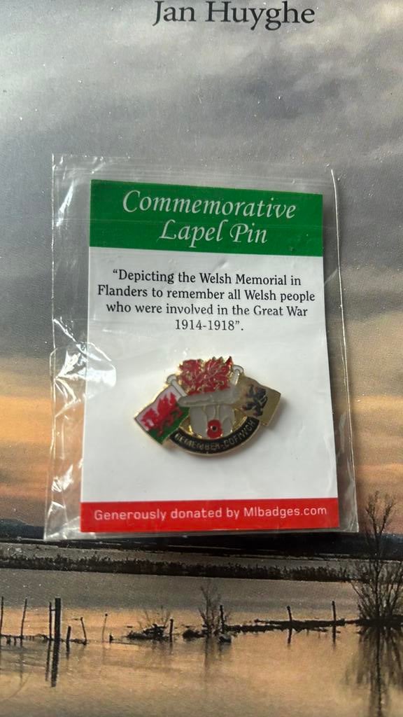 Welsh pin, Postzegels en Munten, Ophalen