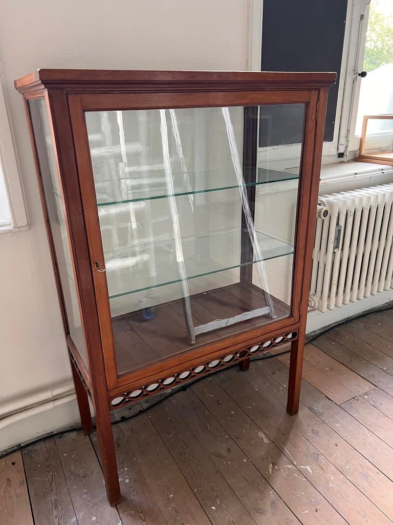 Mooie Engelse vitrine, Huis en Inrichting, Ophalen, Gebruikt, Kersenhout