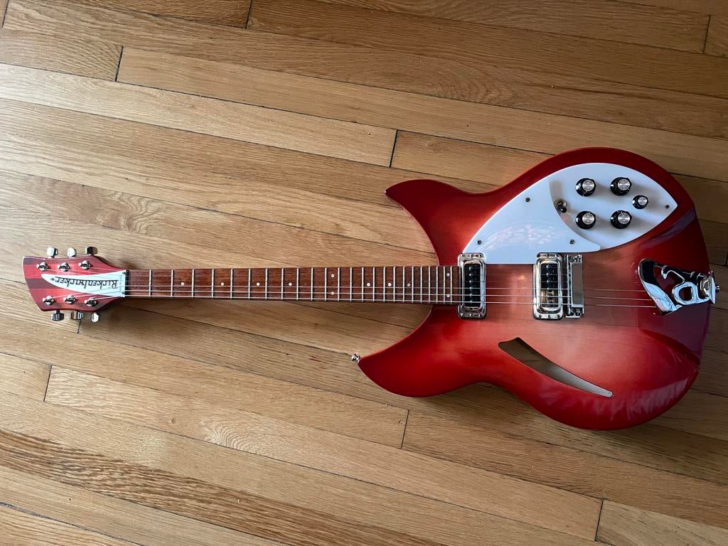 Rickenbacker 330 Fireglow, Musique & Instruments, Enlèvement, Utilisé, Électrique, 6 cordes